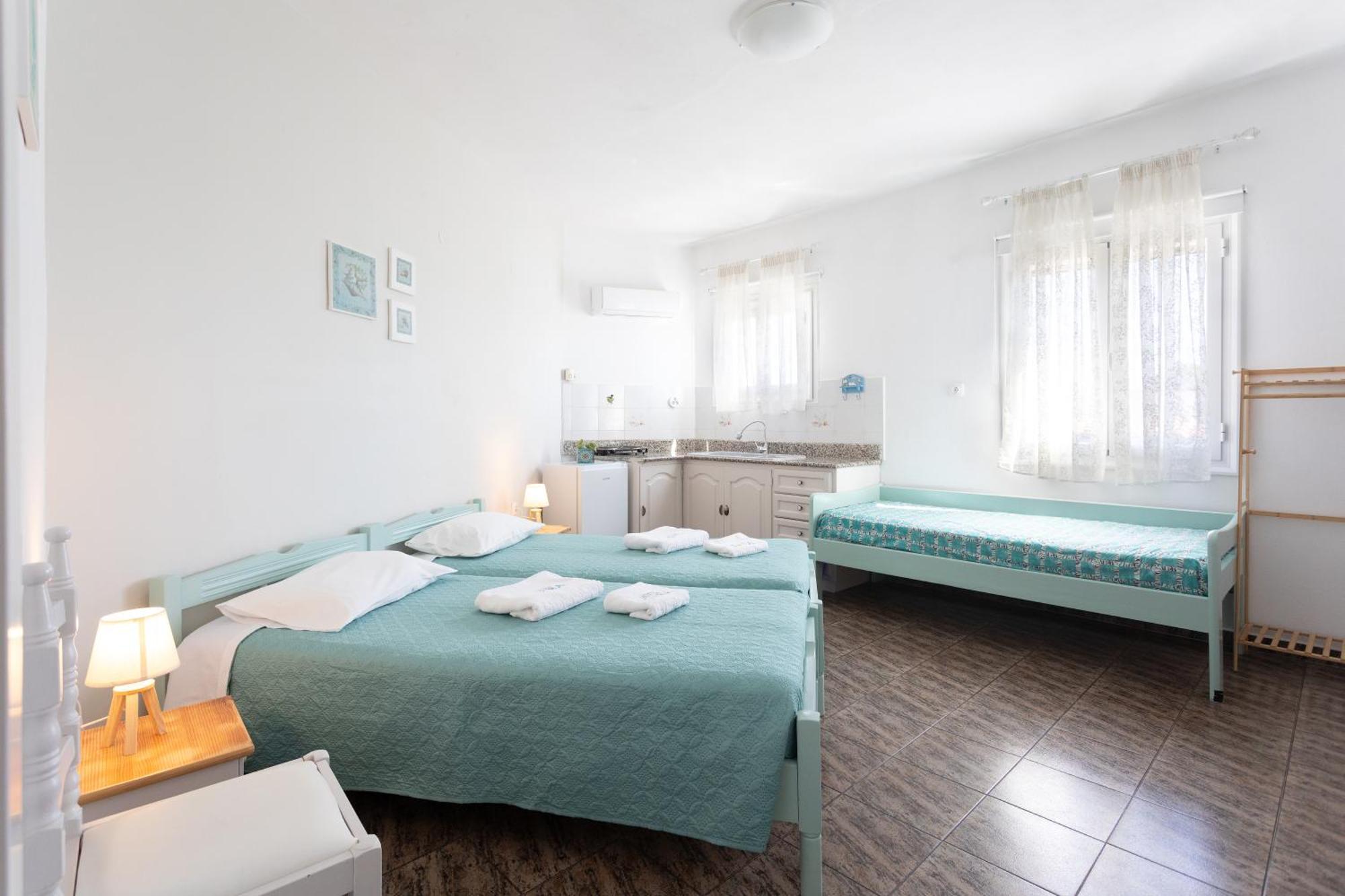 Mégas Yialós-Nítes Dora'S Studios & Apartments מראה חיצוני תמונה